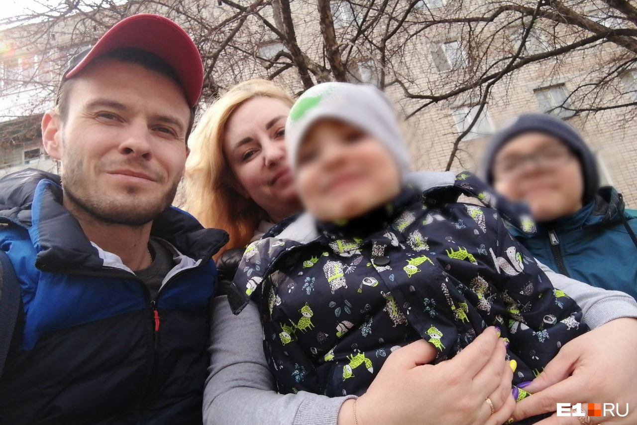 В Екатеринбурге мобилизовали мужчину, который вот-вот станет многодетным  отцом - 2 октября 2022 - Е1.ру