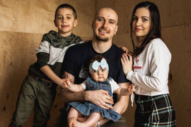 Семья уехала из России в начале мая