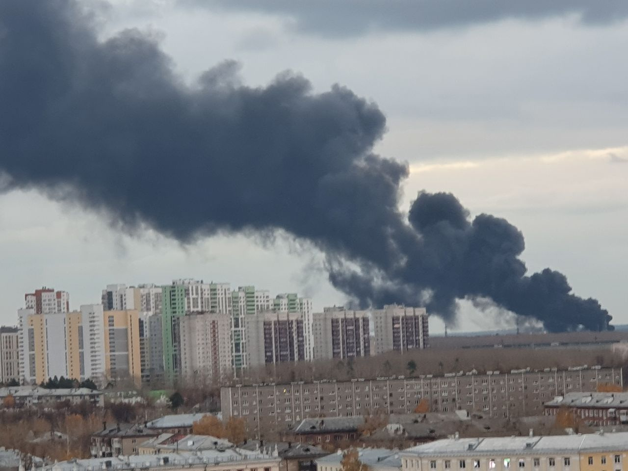 Пожар в екатеринбурге сейчас фото