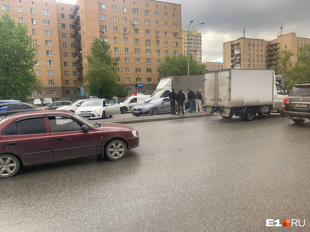 Бмв укромный екатеринбург