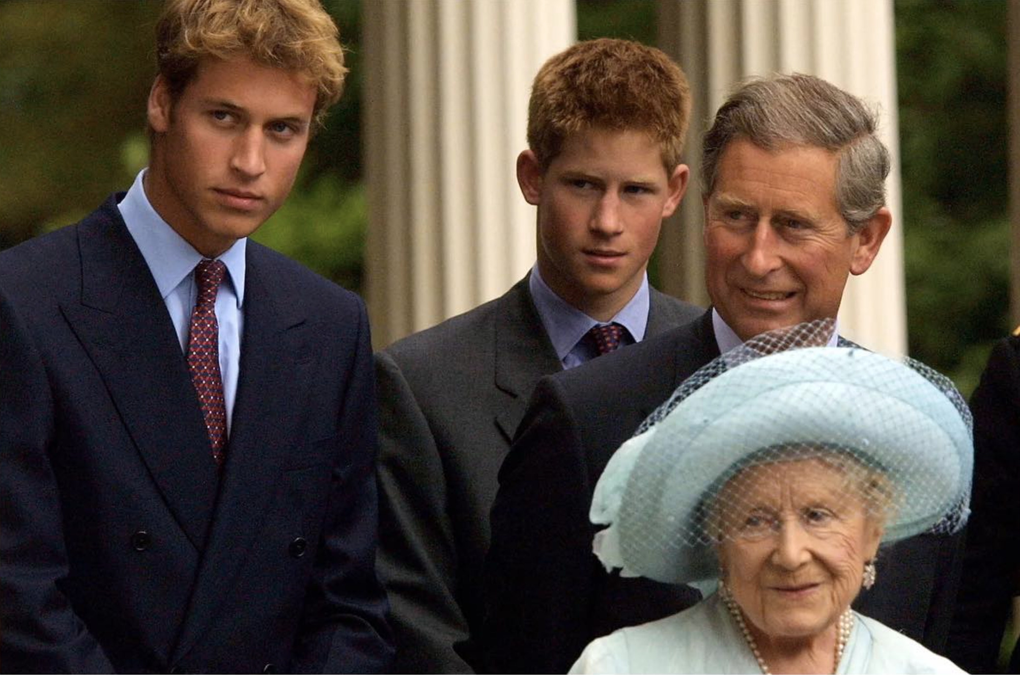 Принцы Уильям и Гарри со своим отцом, принцем Чарльзом