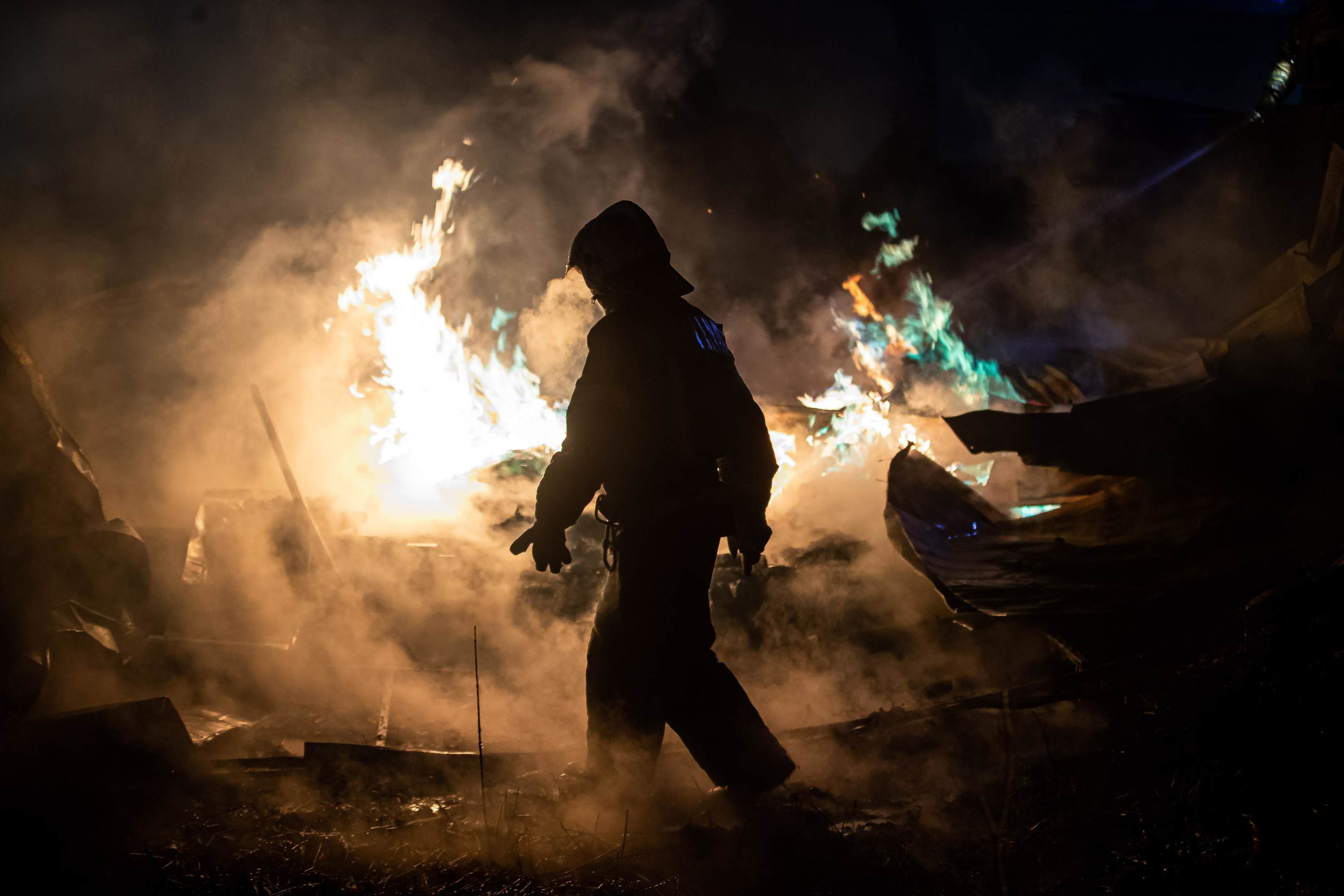Первый пожар 2023 года в Чите начался в новогоднюю ночь