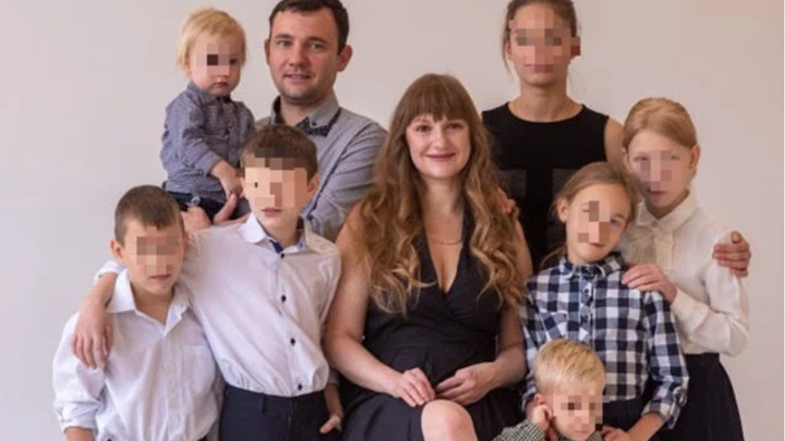 Бастрыкин занялся делом многодетной матери из Екатеринбурга, у которой опека силой забрала детей