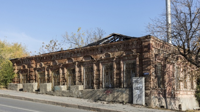 Сгоревший царицынский особняк в Волгограде купил владелец строительных фирм