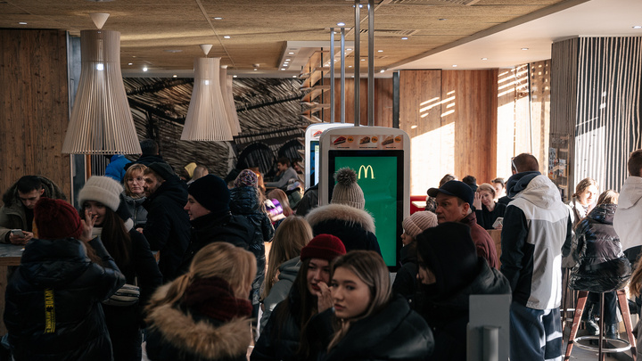 Прощание с McDonald's: как прошел «последний» день работы ресторанов в Кемерове