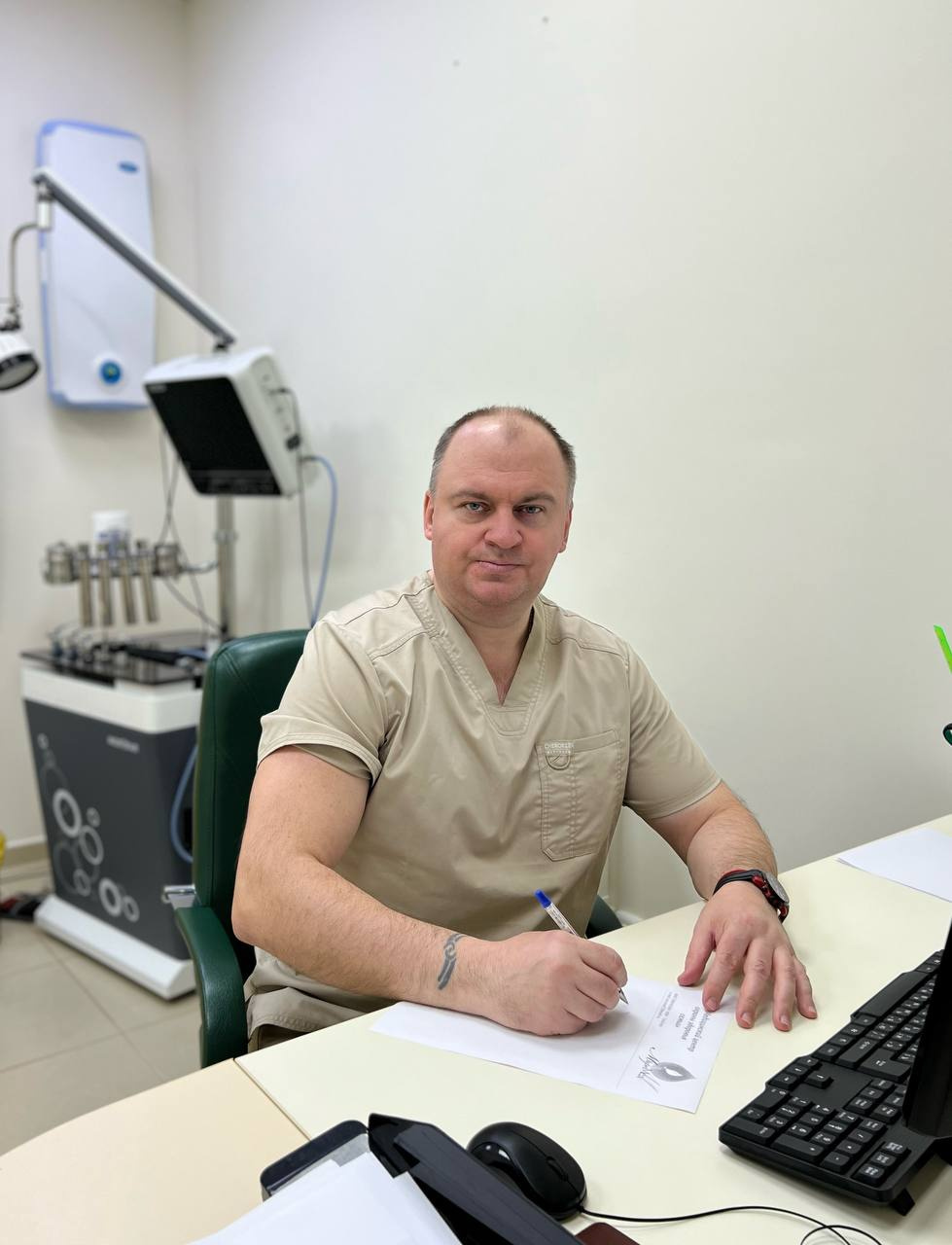 Врач оториноларинголог-хирург высшей квалификационной категории Вадим Петрович Богун