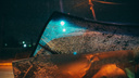 Необычные реагенты на дорогах разбивают лобовые стекла водителей Владивостока