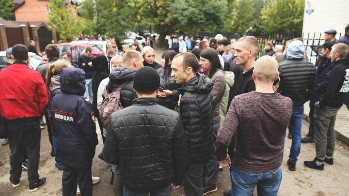 «Ревела всю ночь»: как в Ярославской области дважды провожали мобилизованных