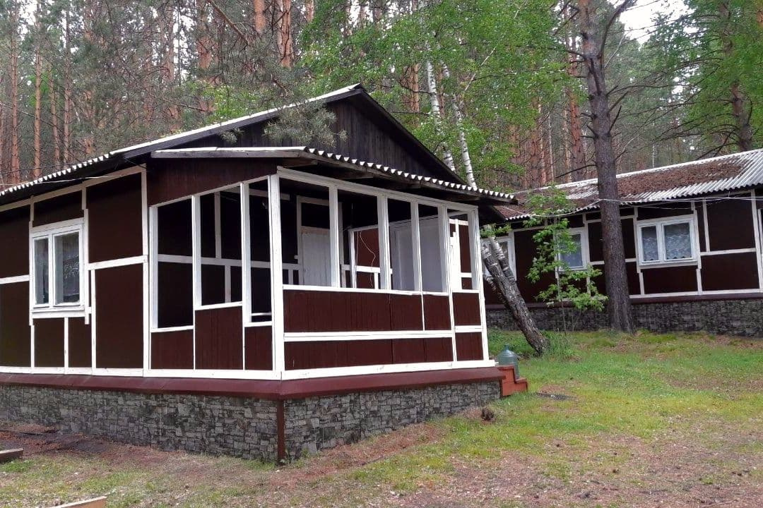 Домики на базе отдыха «Тихая гавань» Домики на базе отдыха «Тихая гавань»