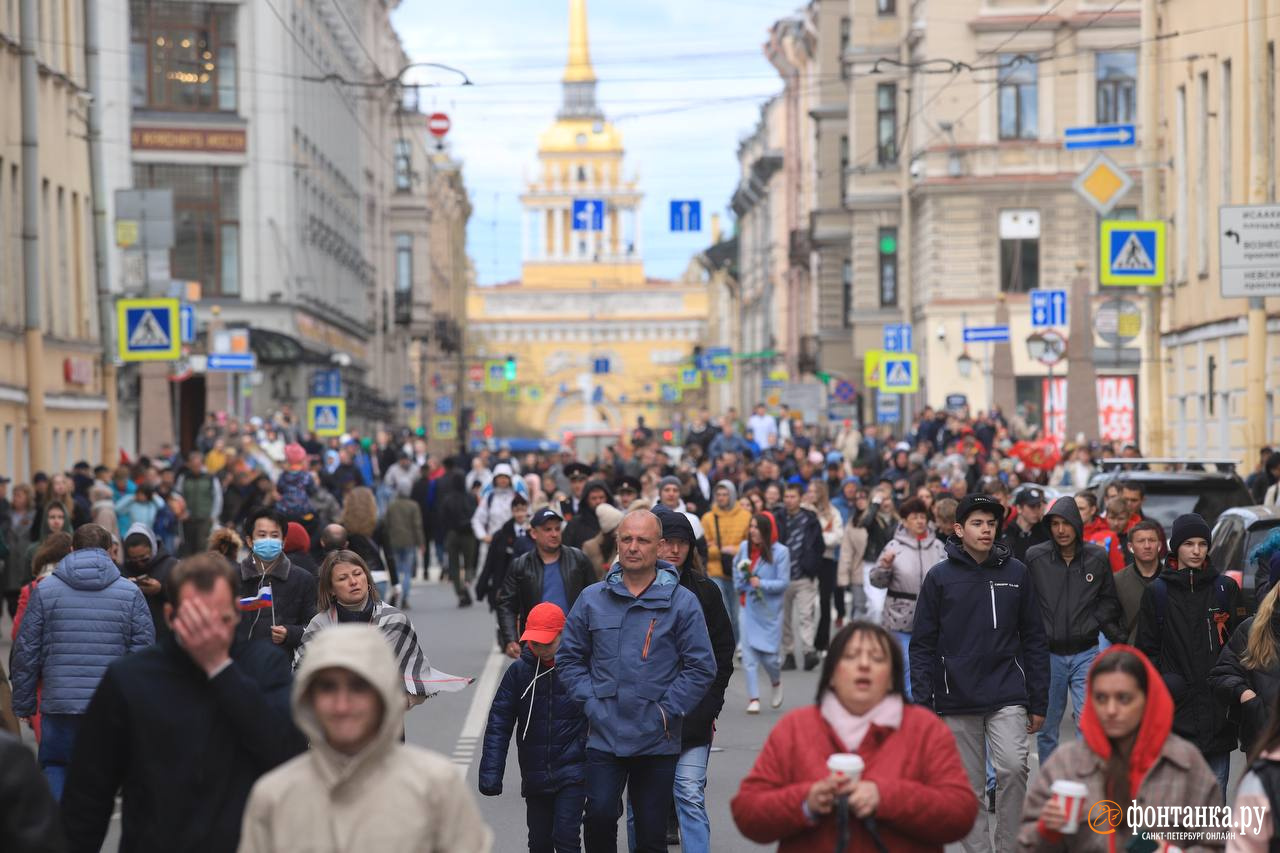 После питера. Парад в Санкт Петербурге. Фото Киева сегодня. Парад в Санкт Петербурге 2022. Парад Санкт Петербург 2018.