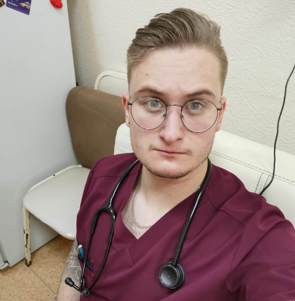 Кирилл Андреев переживает за каждого пациента
