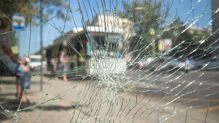 Полиция опровергла стрельбу по автомобилю детского дома в Чите, хотя на это жаловались в учреждении
