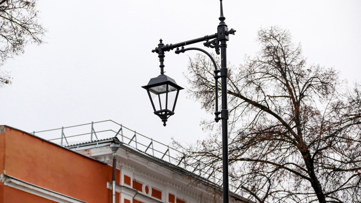 Кованые фонари и яркие фасады: смотрим, как изменилась улица Ильинская после капремонта