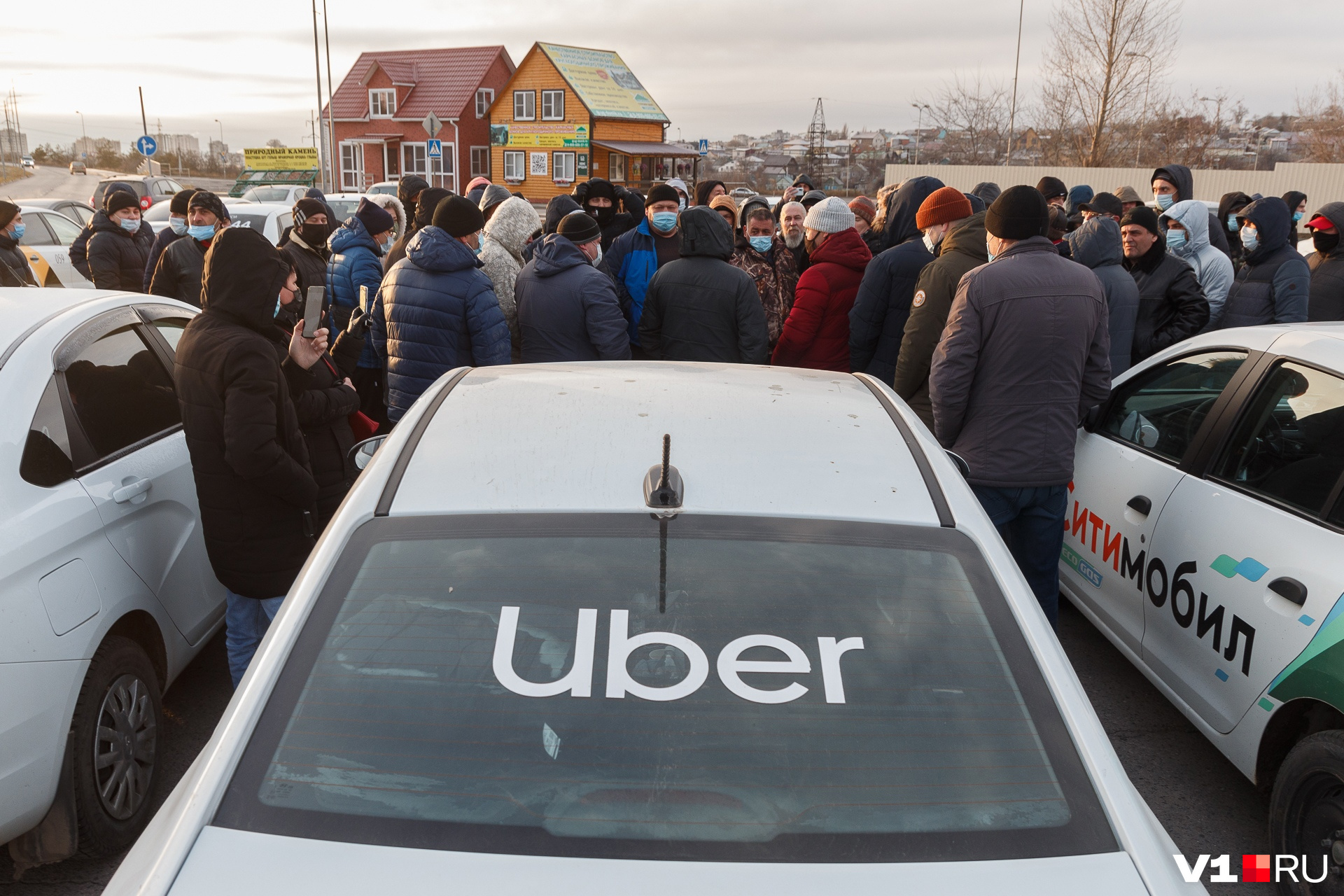Забастовка таксистов яндекс. Забастовка яндекс такси. Забастовка яндекс такси. Забастовка яндекс такси 2021. Забастовка такси.