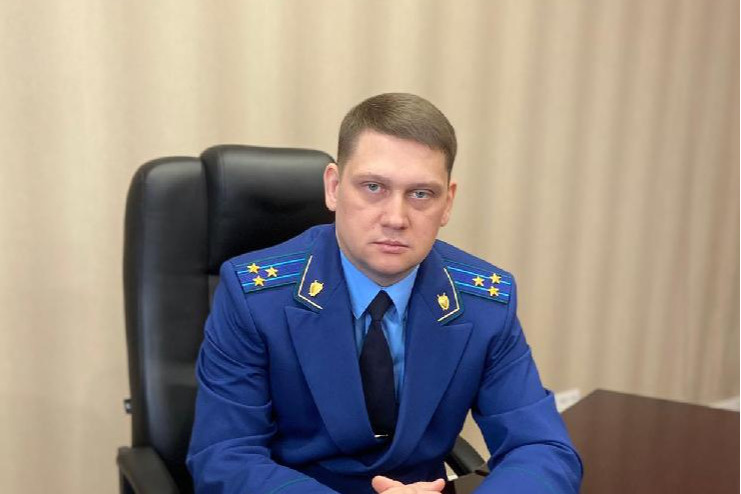 Артем Ярыгин 17 лет работает в надзорном ведомстве Артем Ярыгин 17 лет работает в надзорном ведомстве