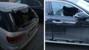 «Всё произошло за 29 секунд»: в Екатеринбурге на парковке ЖК обчистили пять автомобилей
