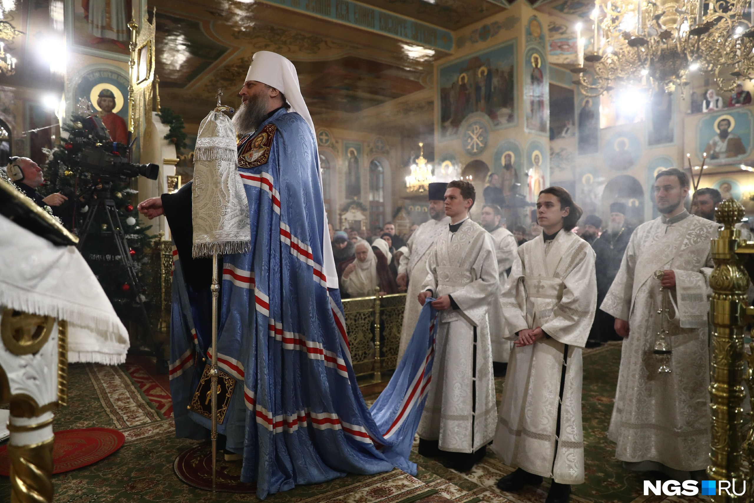 Рождественские богослужения возглавил митрополит Новосибирский и Бердский Никодим