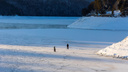 Два сибиряка на снегоходе провалились под лед на Таймыре