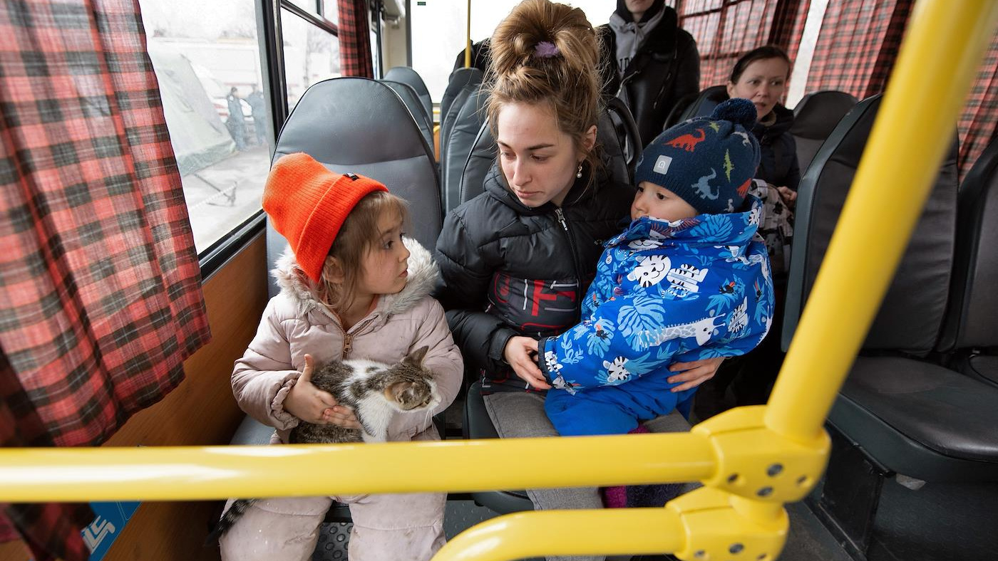 Приходите на 11-м месяце беременности. Почему беженцы с Украины остались в России без медпомощи