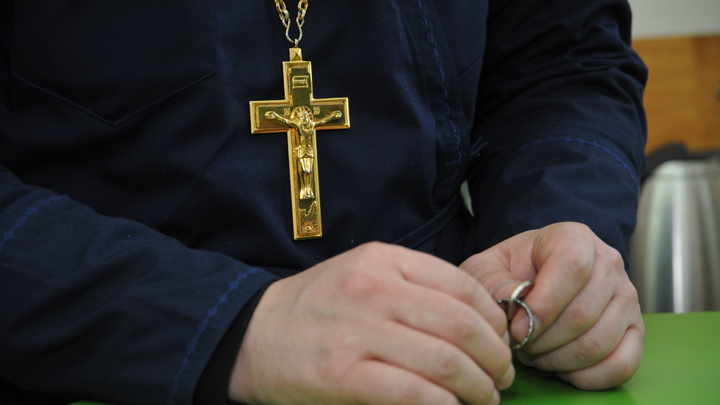 В Свердловской области повестки по мобилизации начали приходить священникам. Могут ли их призвать?