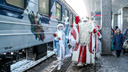 Он настоящий: Дед Мороз и Снегурочка на сказочном поезде приехали в Нижний Новгород