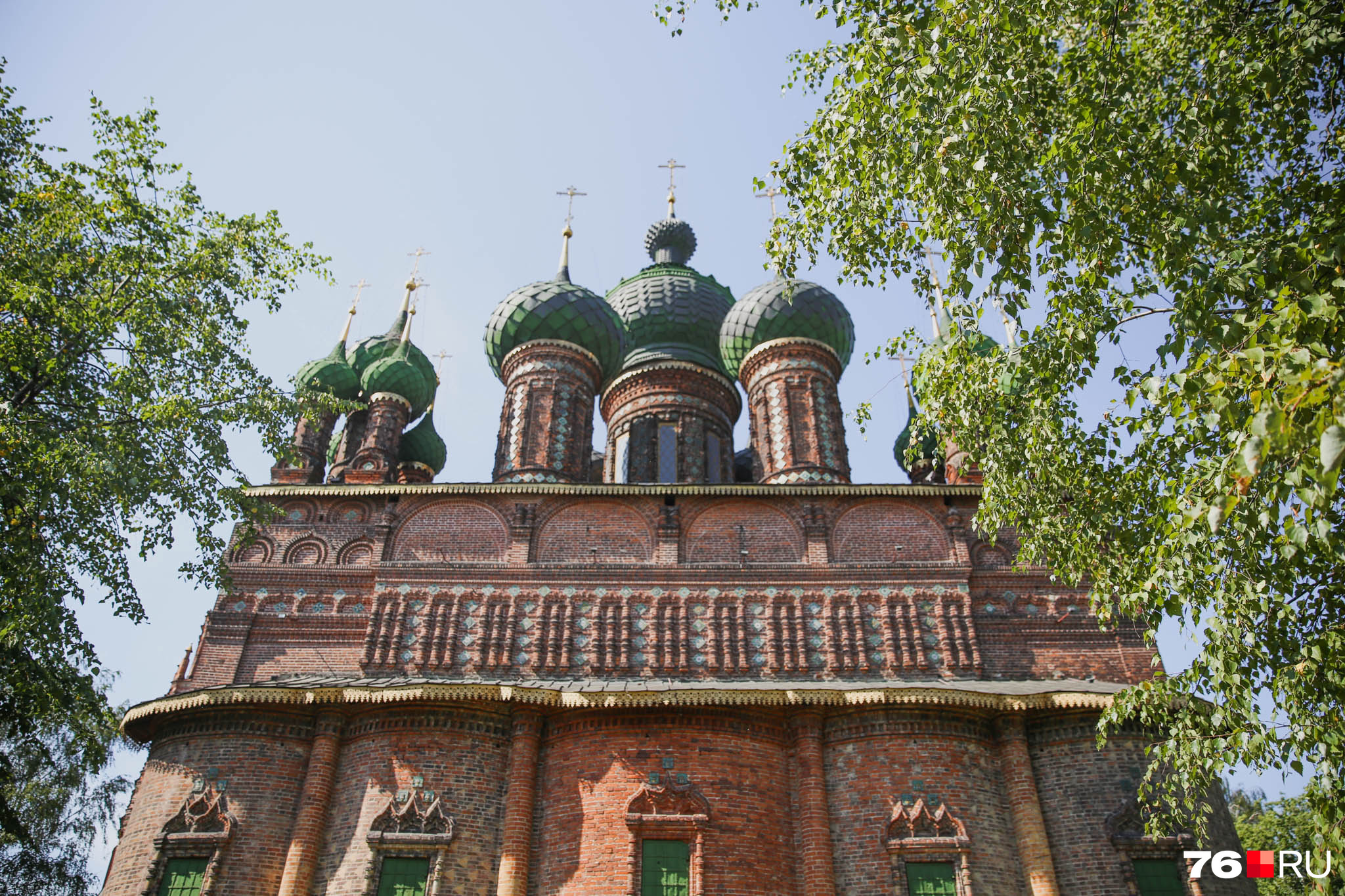 Мы можем говорить о том, что церковь Иоанна Предтечи — единственный пятнадцатиглавый храм в России
