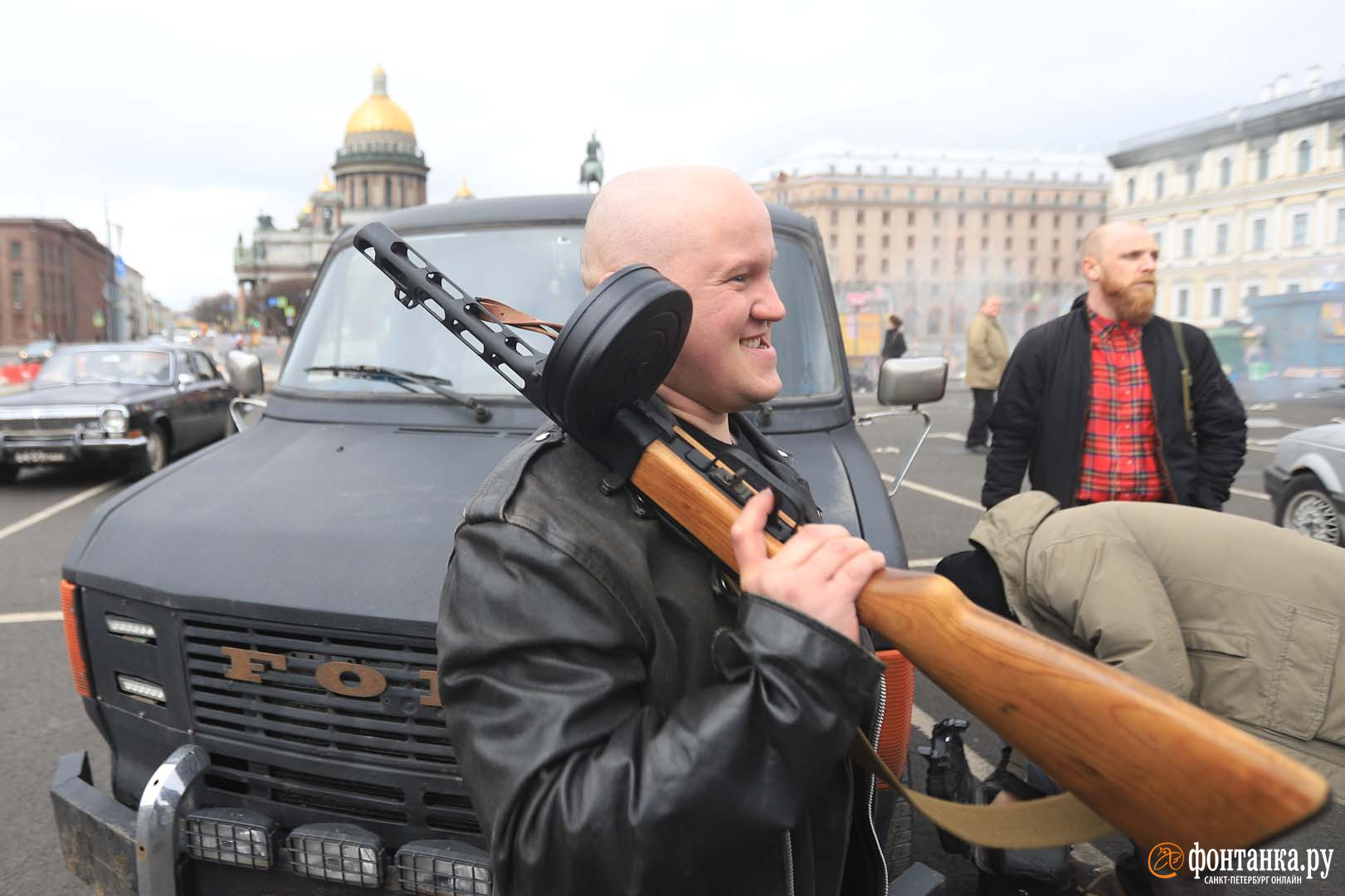 Дым и стрельба перед Мариинским дворцом: Майор Гром пытается вспомнить 90-е  - 10 апреля 2022 - ФОНТАНКА.ру