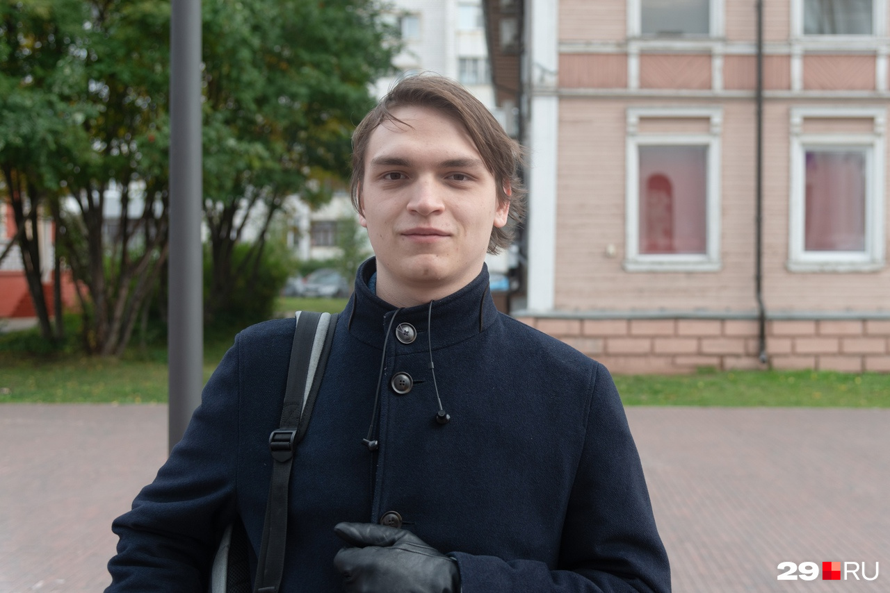 <nobr class="_">19-летний</nobr> студент Илья говорит, что новости его не напугали