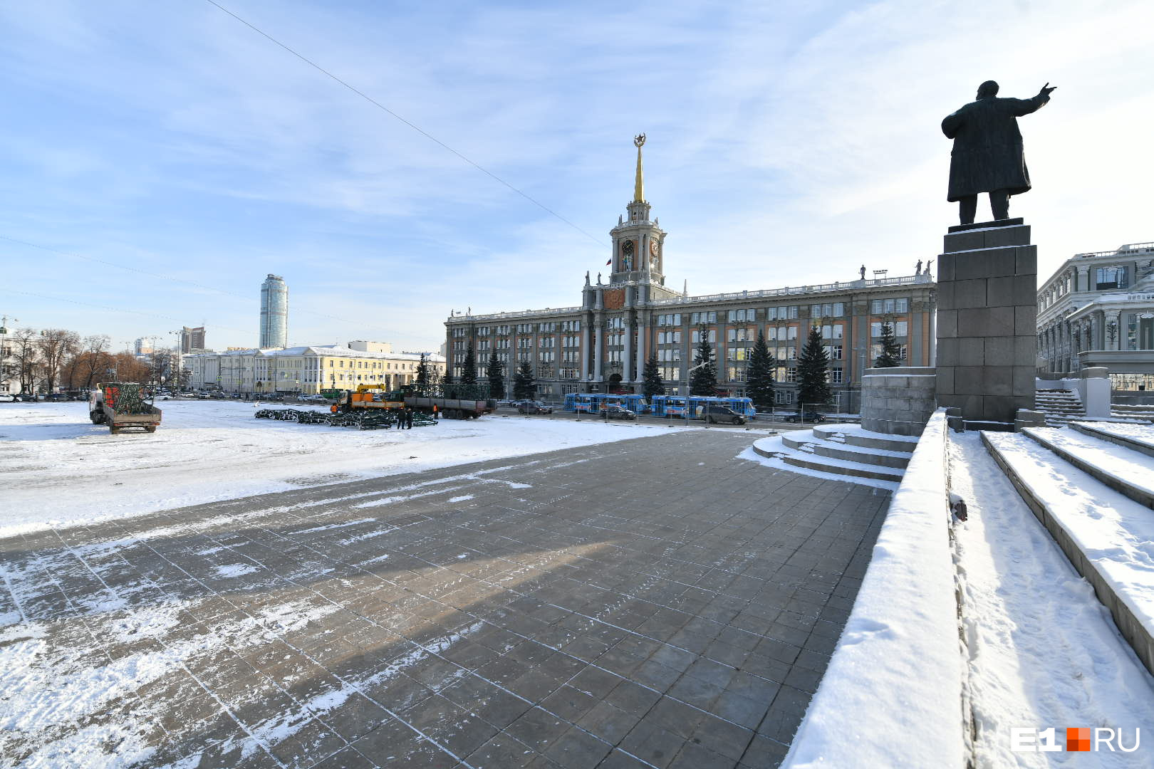 История ледового городка на площади 1905