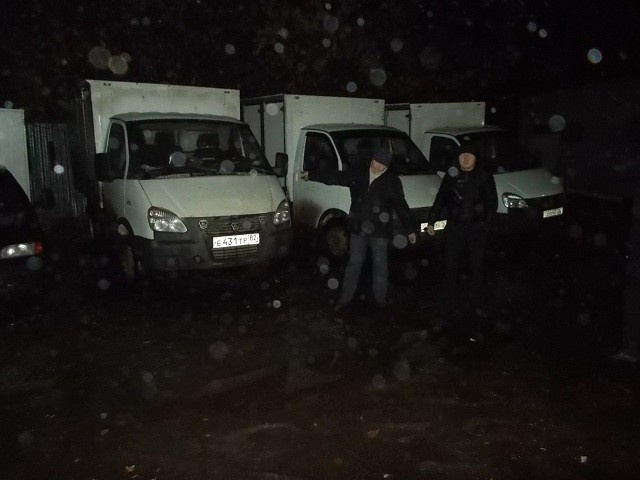 Нападение на самарскую область. Троих полицейских задержали в Самаре. Нападение на Самарскую обл. Напали на стоянку Самара.
