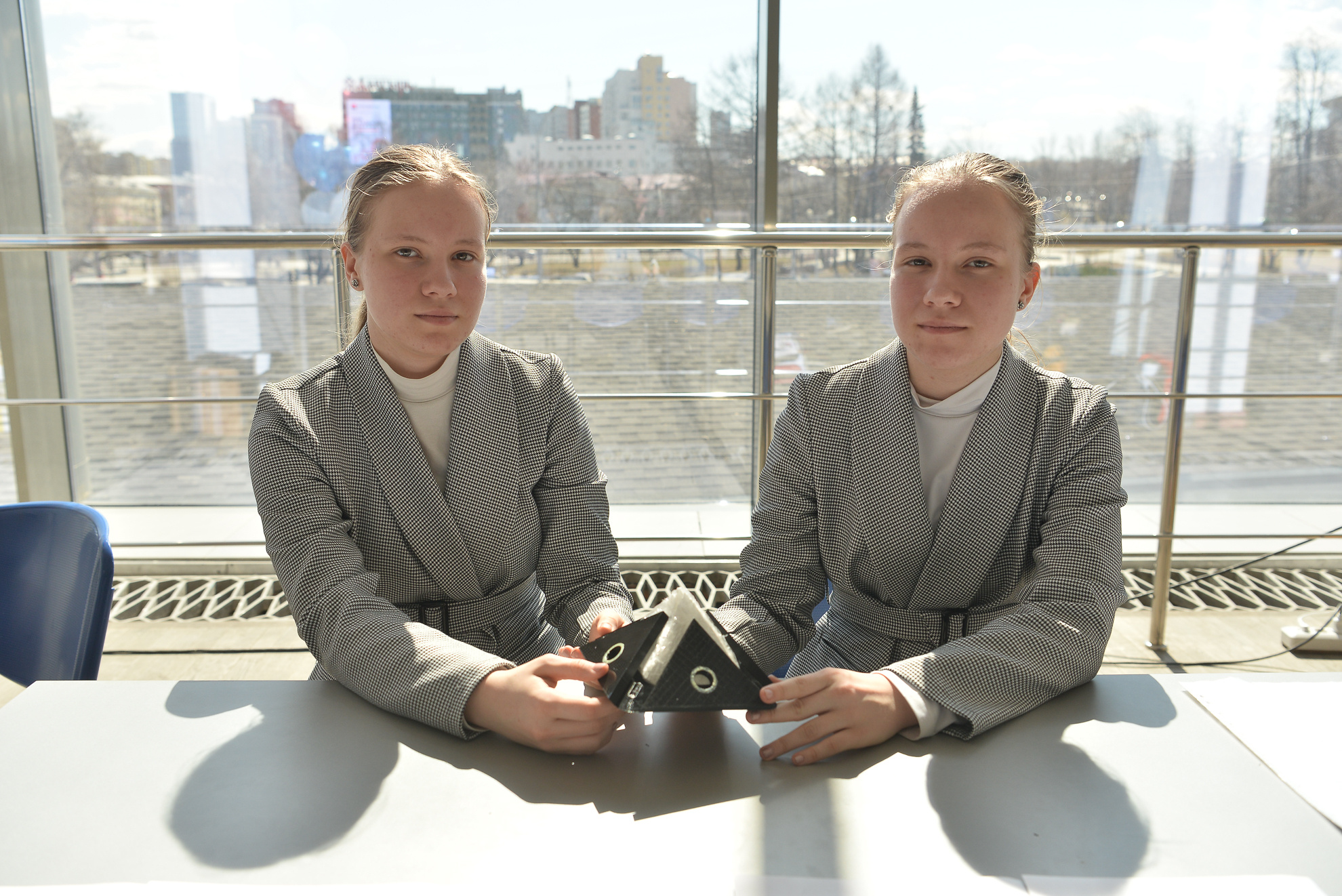 Алена и Светлана Баженовы представили проект многоразовой ракеты пирамидальной формы