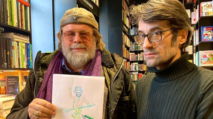 В Перми Борис Гребенщиков зашел в книжный магазин «Пиотровский» и подарил продавцу свой рисунок