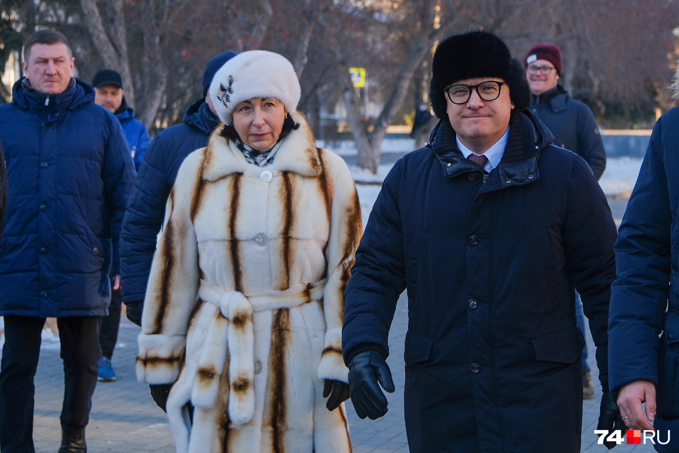 Губернатор Алексей Текслер и мэр Наталья Котова прибыли на церемонию