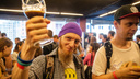 200 порций на человека: в Академгородке проходит фестиваль пива — НГС продегустировал сорта