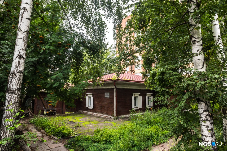У маленького одноэтажного дома на улице Ленина, 92б своя история: он ценен тем, что был домом революционерки Дуси Ковальчук