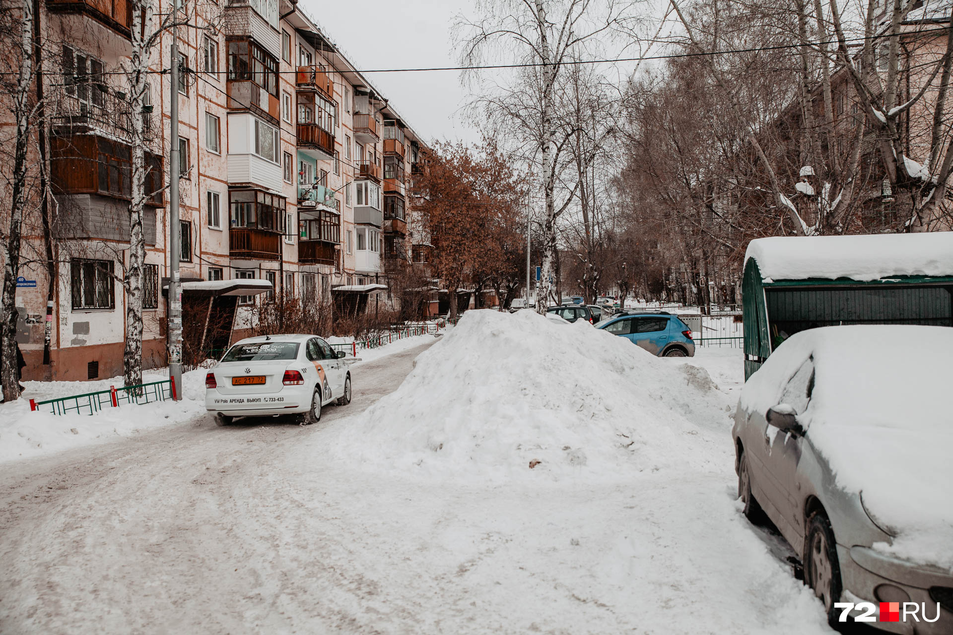 Почему не убирают снег в москве