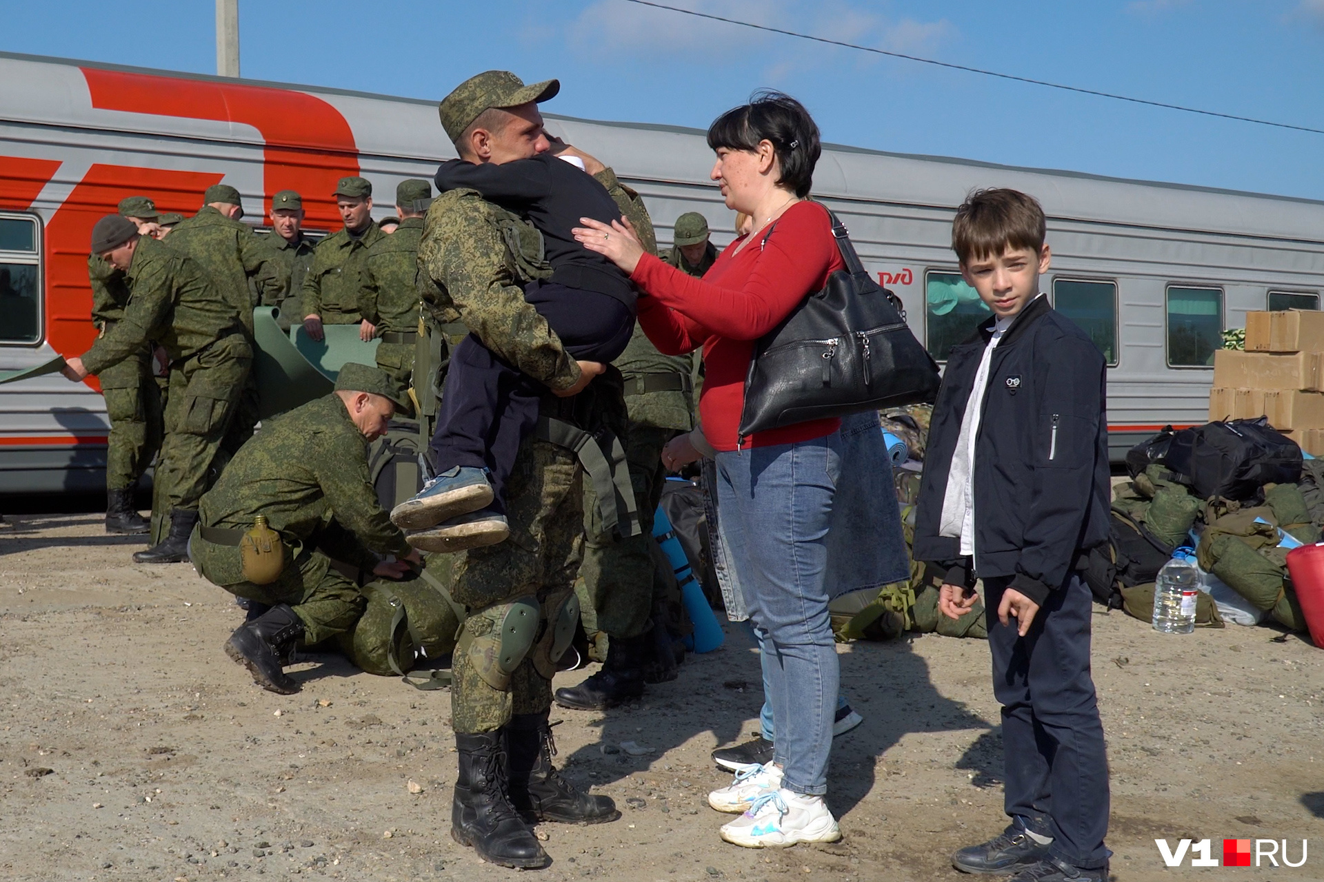 Под Волгоградом проводили эшелон с мобилизованными 29 сентября 2022 - 29  сентября 2022 - v1.ru