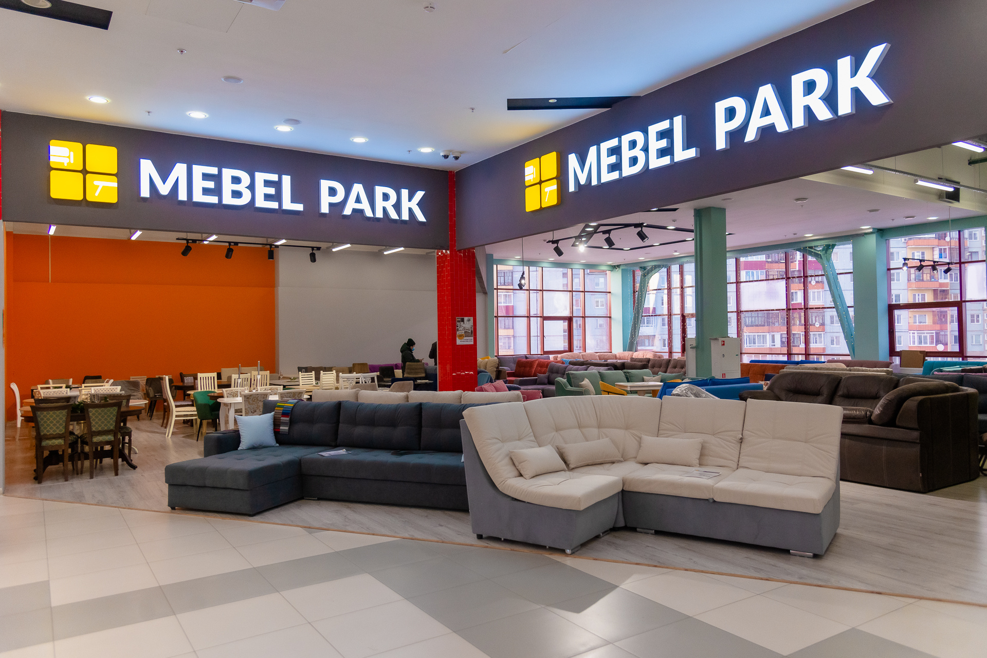 Салон Mebel Park расширил ассортимент. Диваны переехали на отдельную площадь Салон Mebel Park расширил ассортимент. Диваны переехали на отдельную площадь