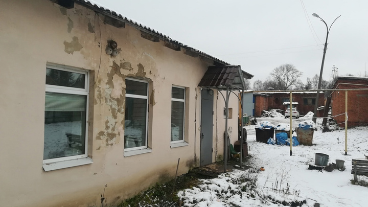 «Такого не было даже в войну»: жителей левобережного Тутаева два месяца возят мыться в соседнее село