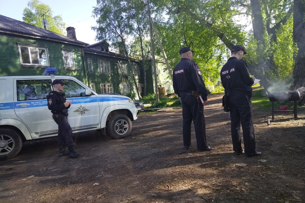На место находки быстро прибыли сотрудники МВД На место находки быстро прибыли сотрудники МВД