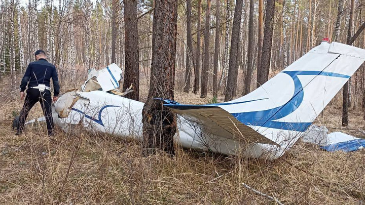 При падении самолета в Красноярском крае погиб человек