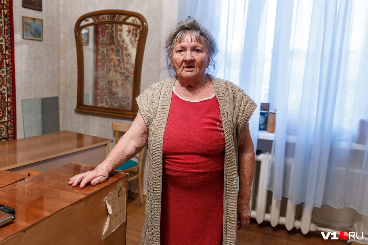 Аля Рыбина живет в этой квартире несколько десятков лет Аля Рыбина живет в этой квартире несколько десятков лет