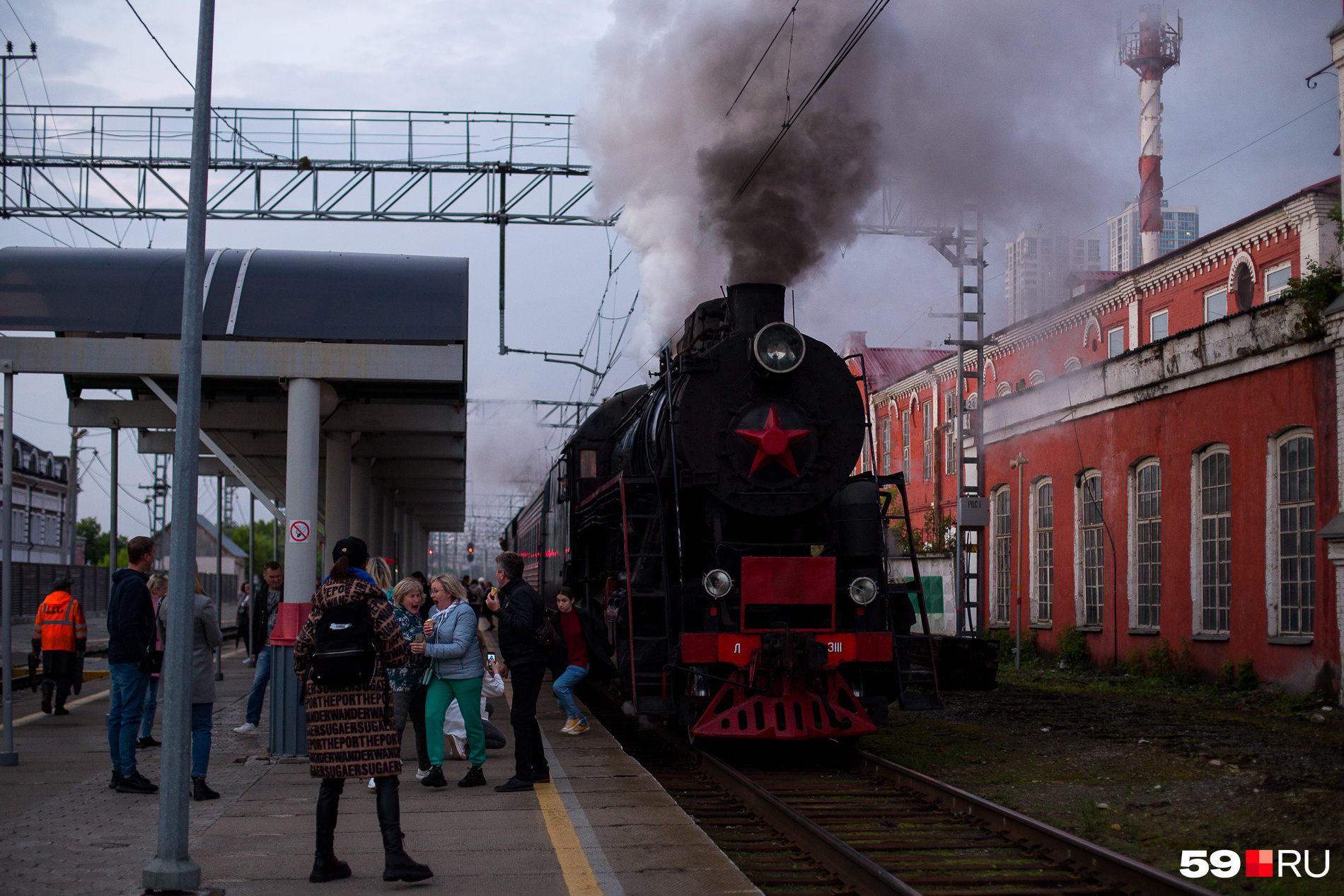 Поезд забрал пассажиров со станции <nobr class="_">Пермь I</nobr>