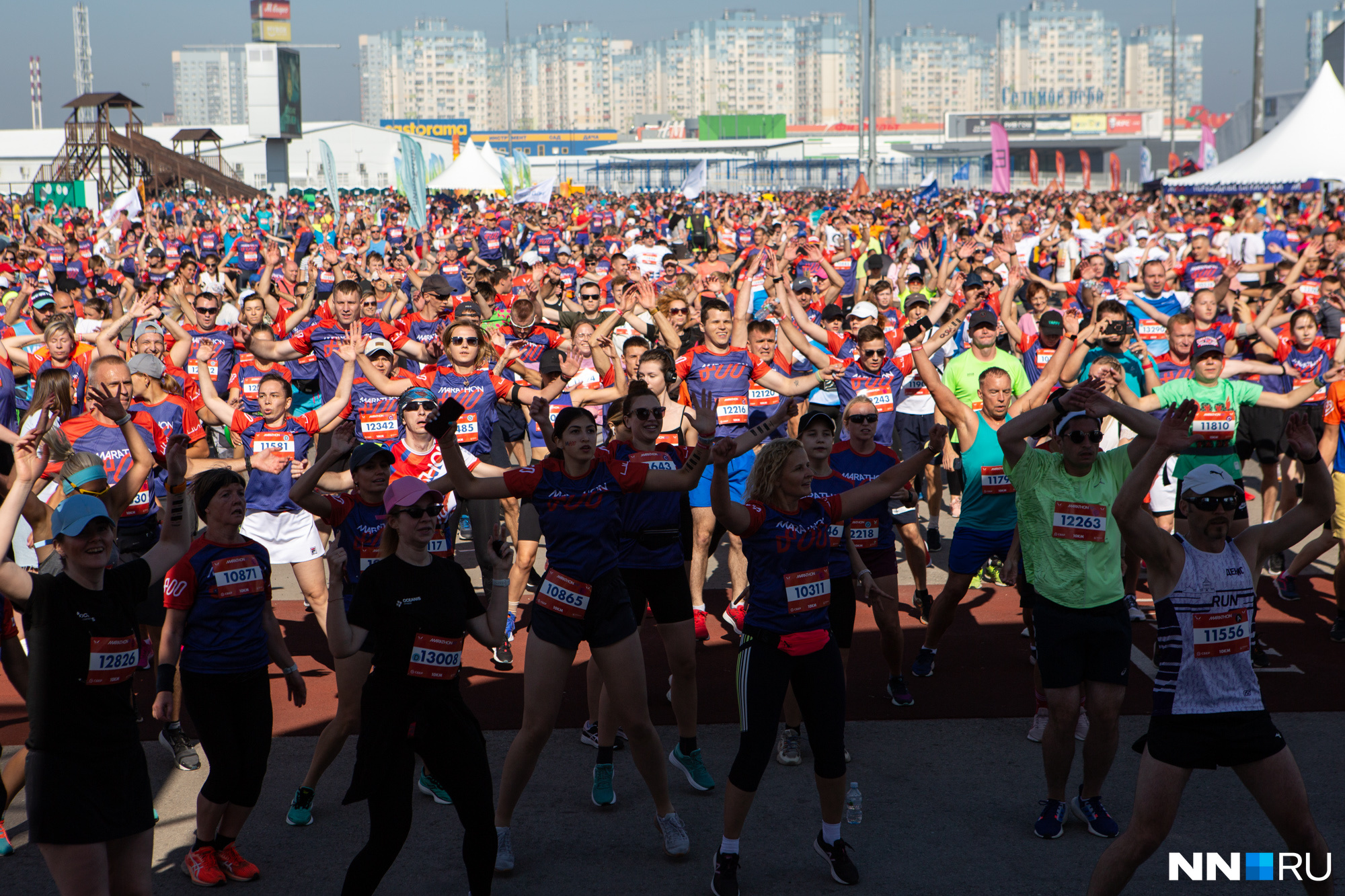 Пробеги нижний. Марафон 800 Нижний Новгород. Марафон Нижний Новгород 2022. Марафон 800 2022 Нижний фотоотчет. Марафон 800 Нижний Новгород 2022 21 августа.