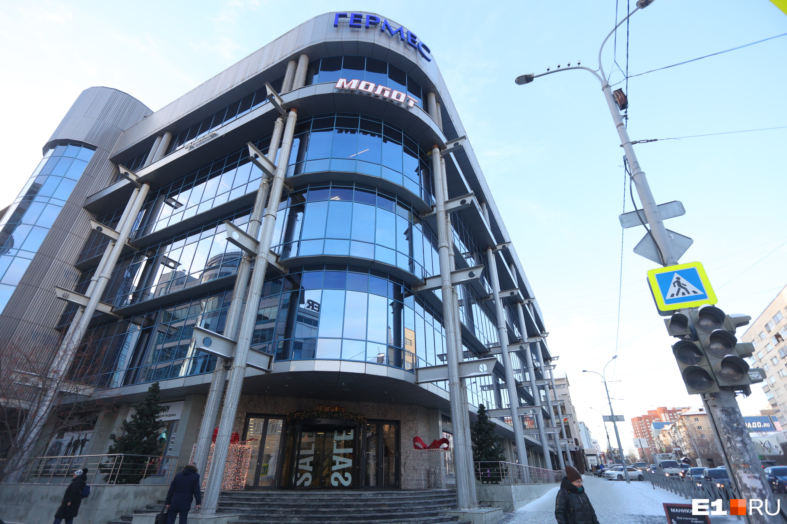 «Это рейдерский захват!»: владельцы бутиков завалили исками руководство премиального ТЦ в Екатеринбурге