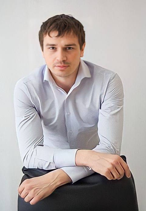 Павел Рябчук — проректор по экономике и финансам, кандидат экономических наук, доцент