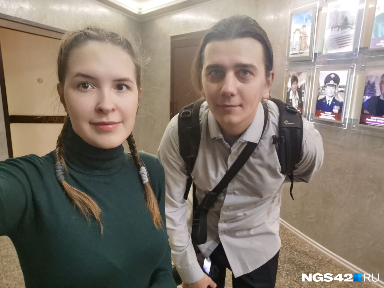 Для вас в зале городской администрации работали Максим Серков и Анастасия Ильина Для вас в зале городской администрации работали Максим Серков и Анастасия Ильина