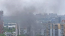 В Новосибирске загорелись два частных дома. В одном пожар угрожает газовым трубам