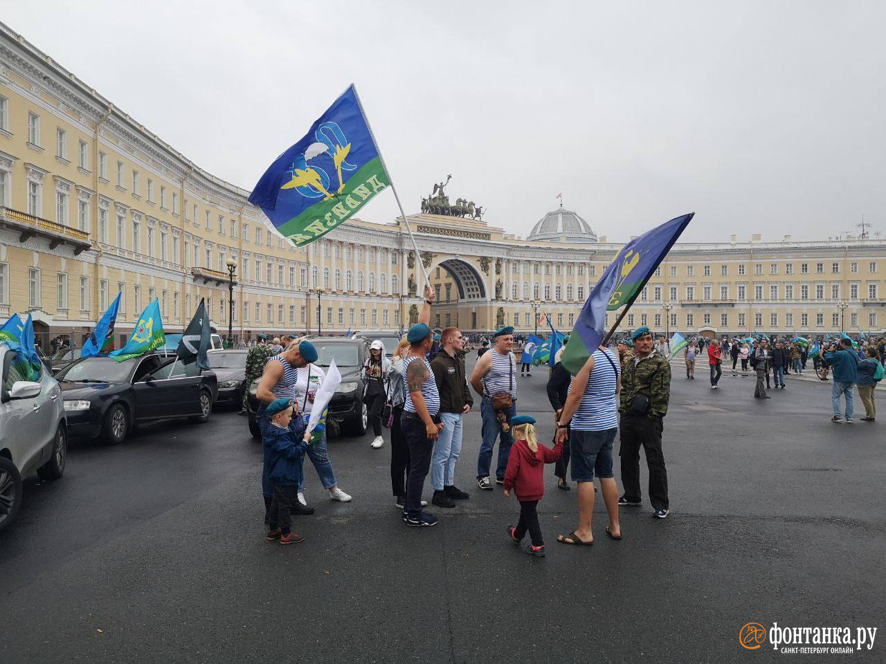 День ВДВ в Санкт-Петербурге 2022, фото: праздничные мероприятия 2 августа  2022 г. - 2 августа 2022 - ФОНТАНКА.ру