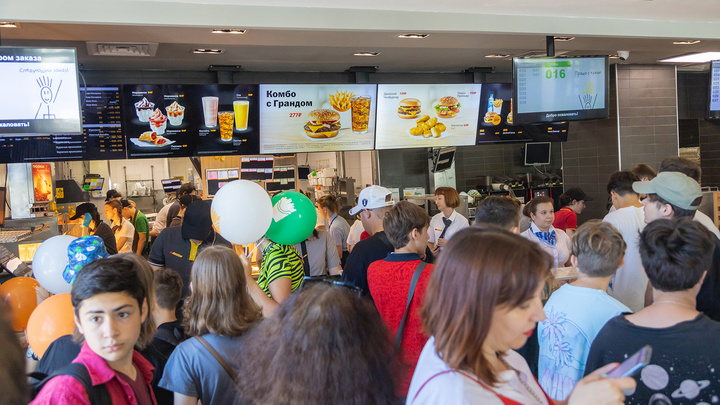 Бургер с одним огурчиком: изучаем и тестируем меню обновленного «Макдоналдса» в Самаре